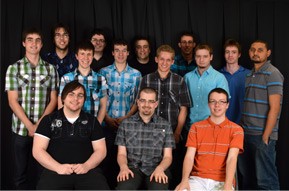 Les 18 étudiants en informatique du Cégep Beauce-Appalaches qui ont participé au projet.